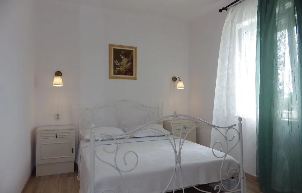 Nice Home in Celina With 3 Bedrooms, Internet and Outdoor Swimming Pool