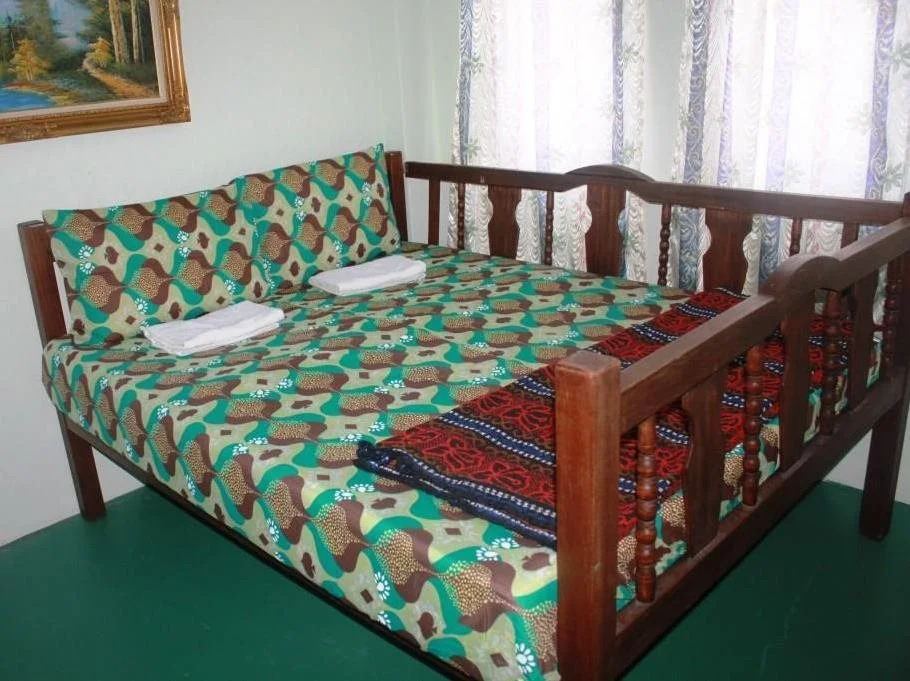Raymonds Boutique Home