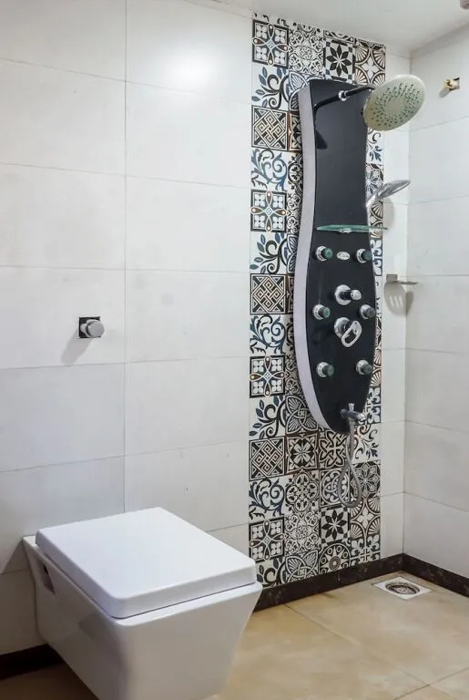 Hotel Vhyomaan by OYO Rooms