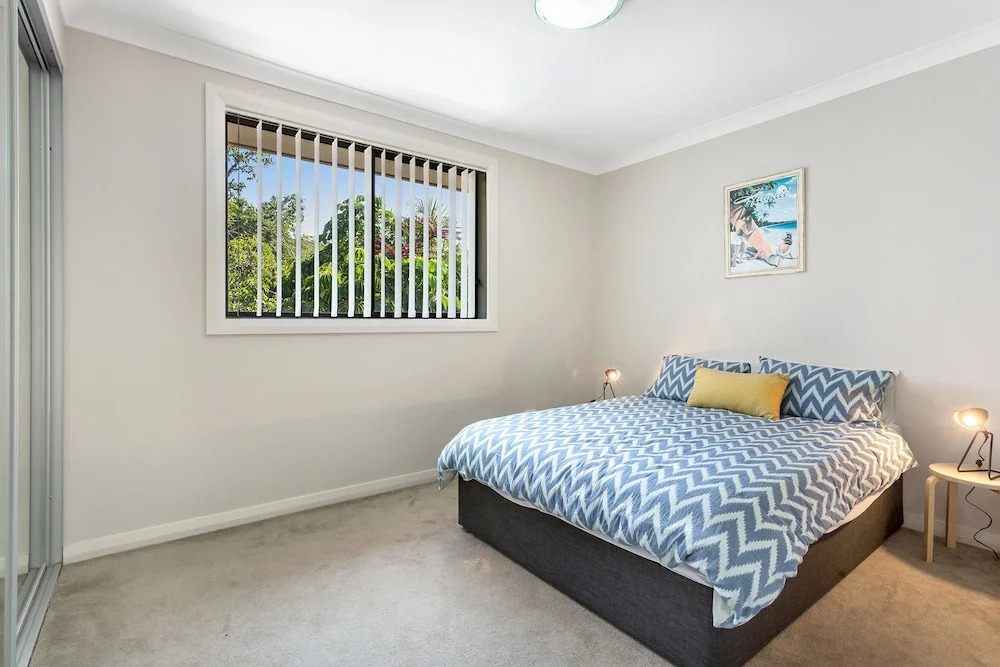 'Tween Bays', Ocean Beach Road, 3/39