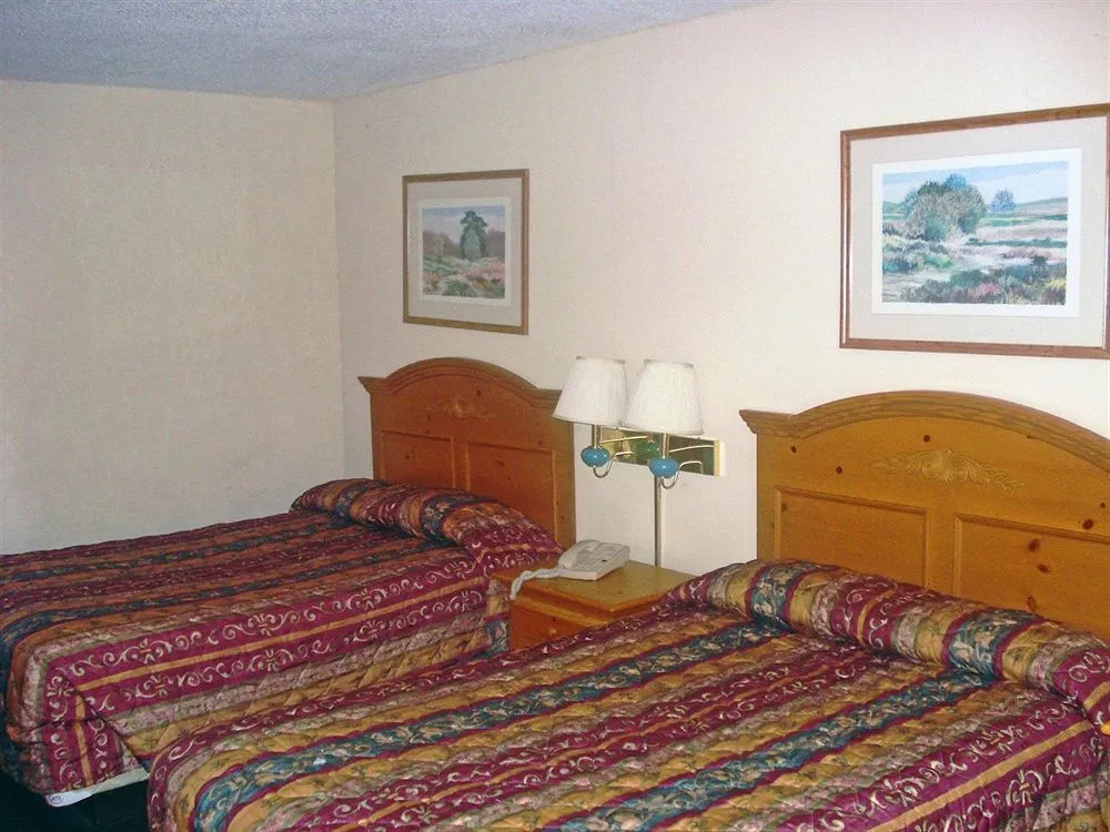Motel 6 Fredericksburg - South