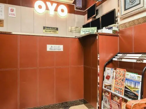 OYO 180 Evin Hotel
