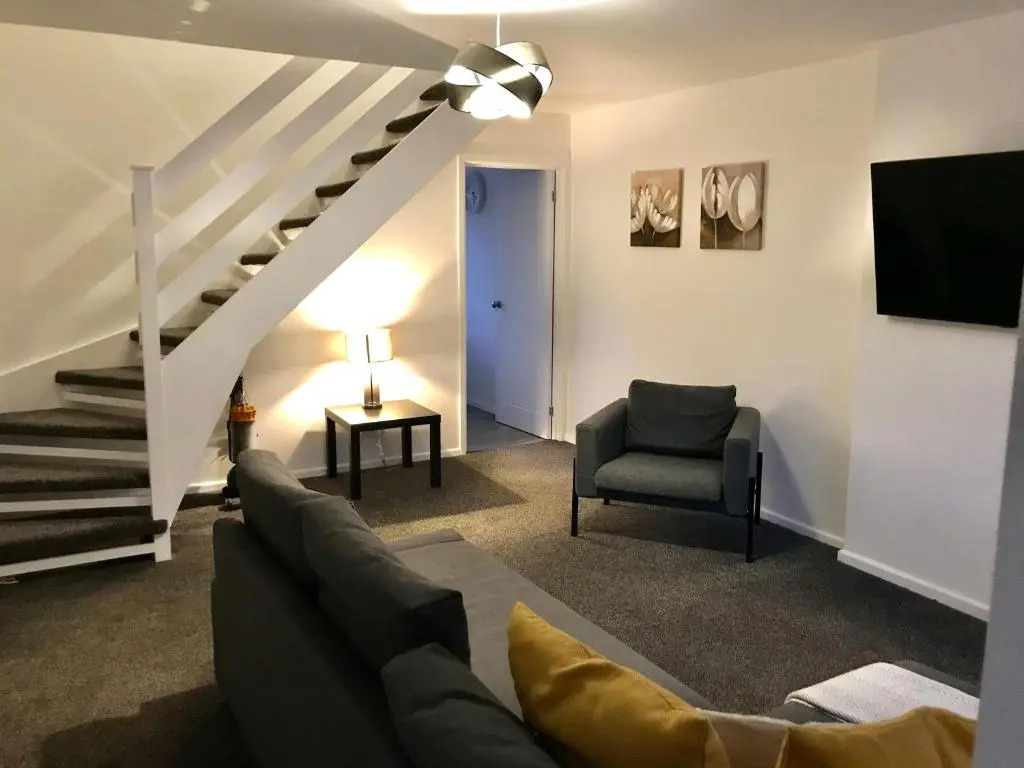 Property Hunter 23