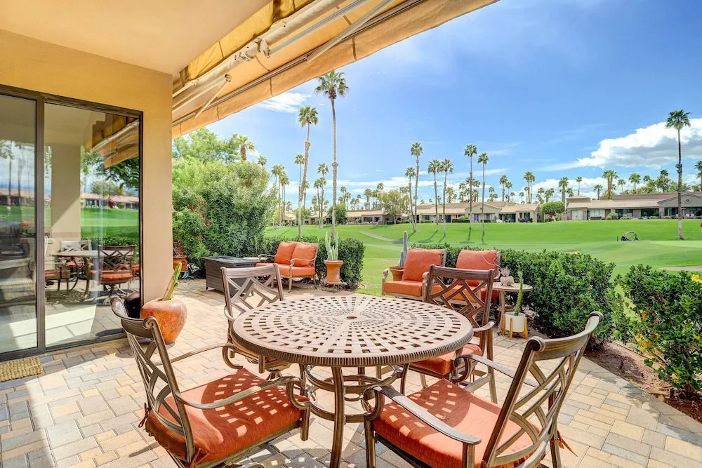 Full Palm Valley CC Access: Luxe Gem w/ Epic Views