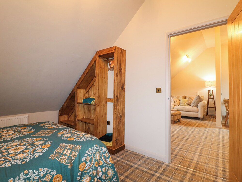 The Oak Room - Windmill Country Retreats
