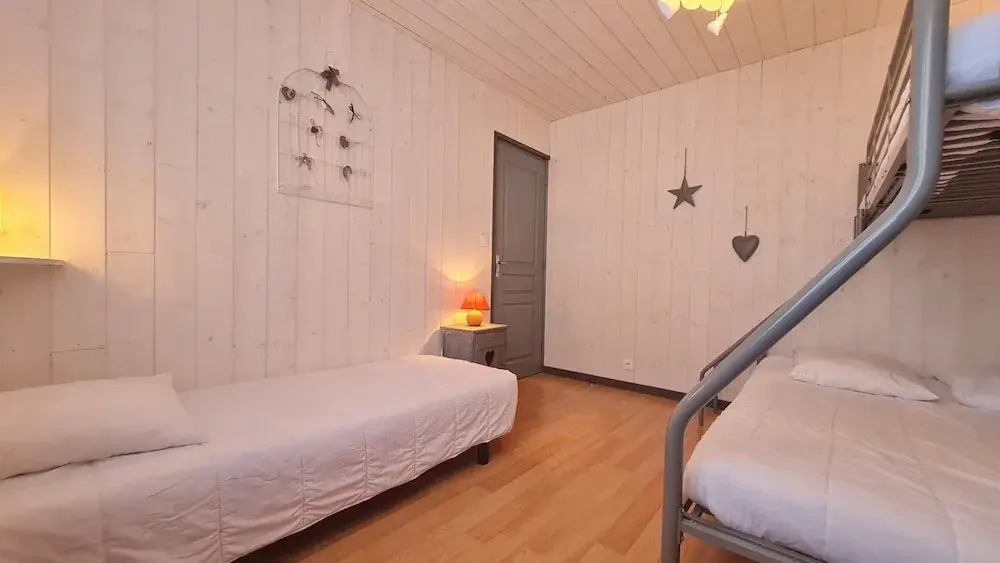 Family Apartment Near the Slopes