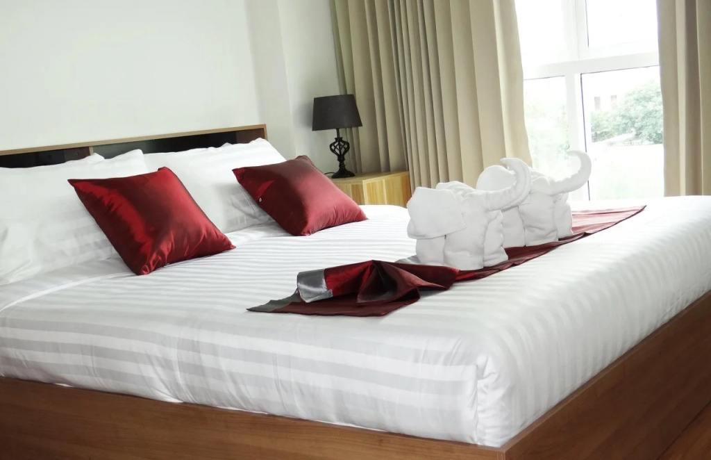 Infinity Holiday Inn Bangkok