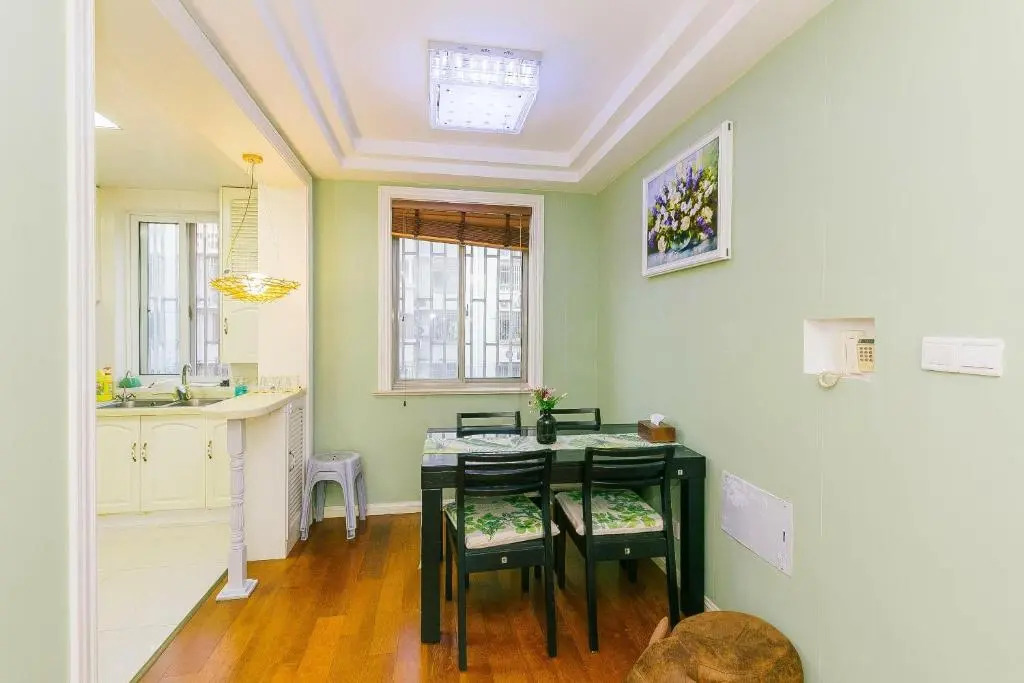 D1 Disney Blue Guest House