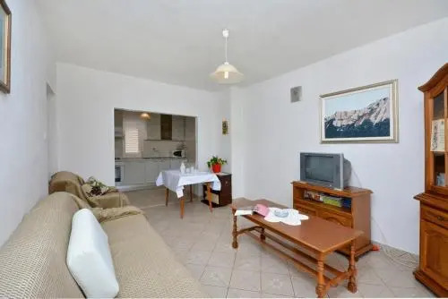 2-Bedroom Apartment With Seaview 3558-2