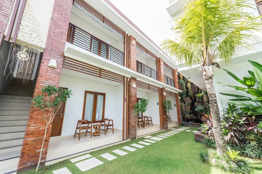 Airy Seminyak Kerobokan Raya Gang Tujuh Bali