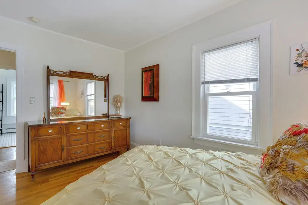 Walk to Hudson River Waterfront: Newburgh Home