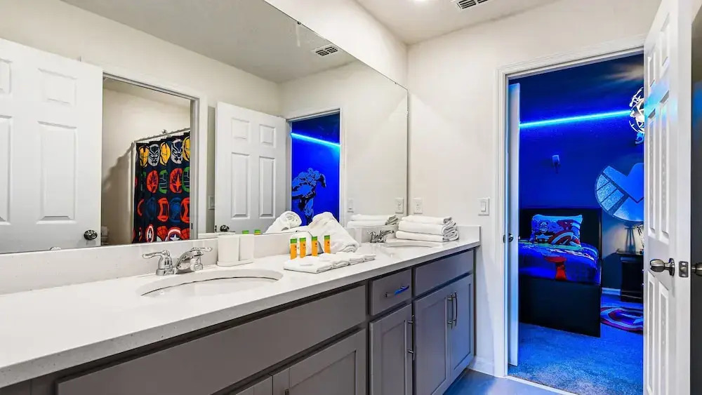 Extraordinary Solara 7BR PRIVATE POOL/SPA near DISNEY