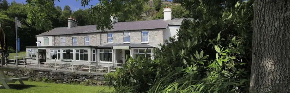 Bryn Tyrch Inn