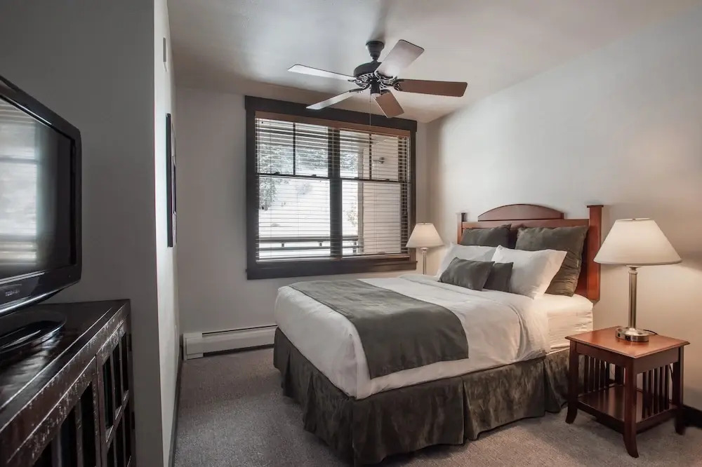 Zephyr Mountain Lodge, Condo | 2 Bedroom Ski-Slope View (Premium-Rated Condo 1223)