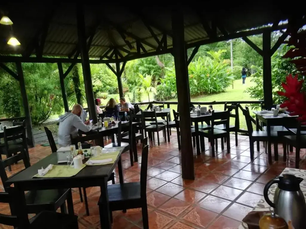Casona Rústica & Bungalow