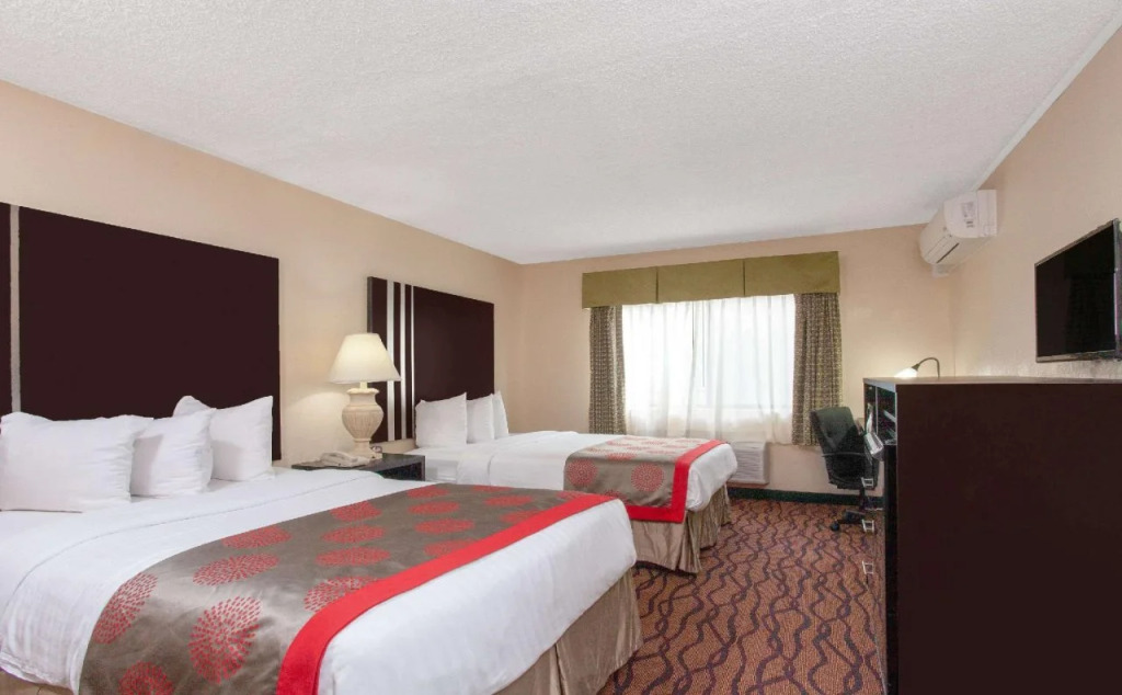 Ramada Kennedy Space Center