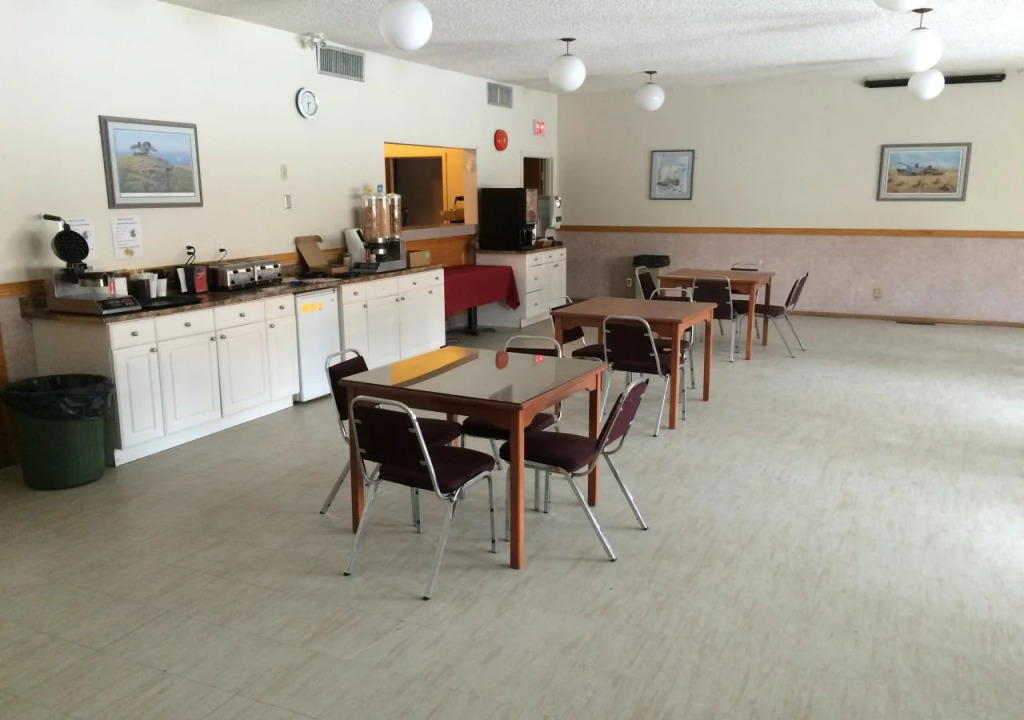 Colonial Inn