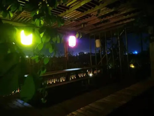 Sanshe House