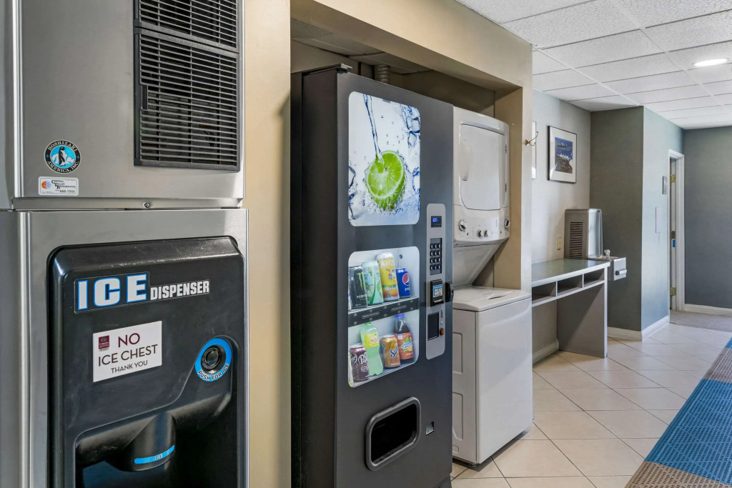 Comfort Suites Tulare Sequoia Gateway