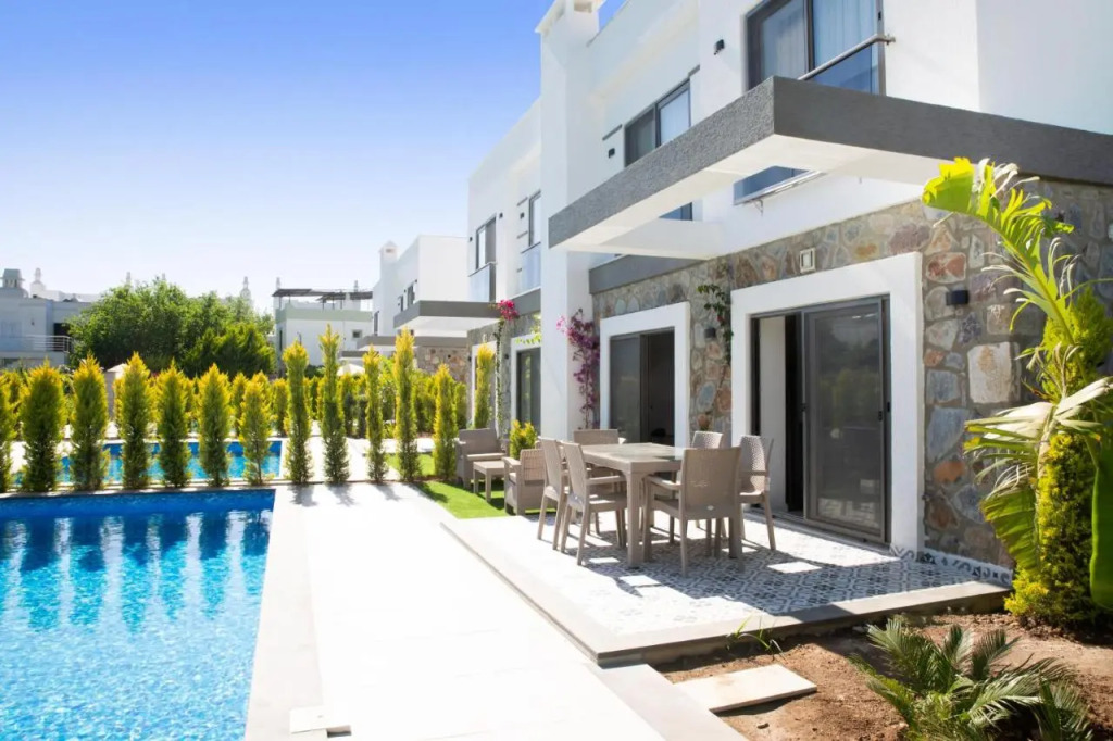 BD4109 Two BedroomedVilla withPool inBodrumYalikavak