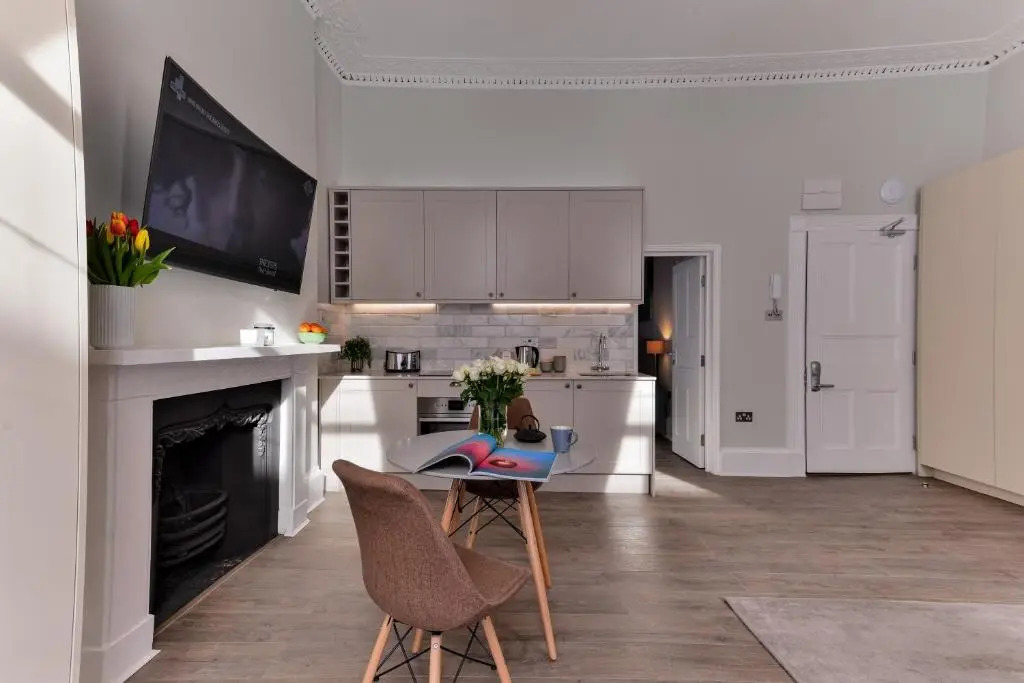 Marylebone Studios by DMONTRIO