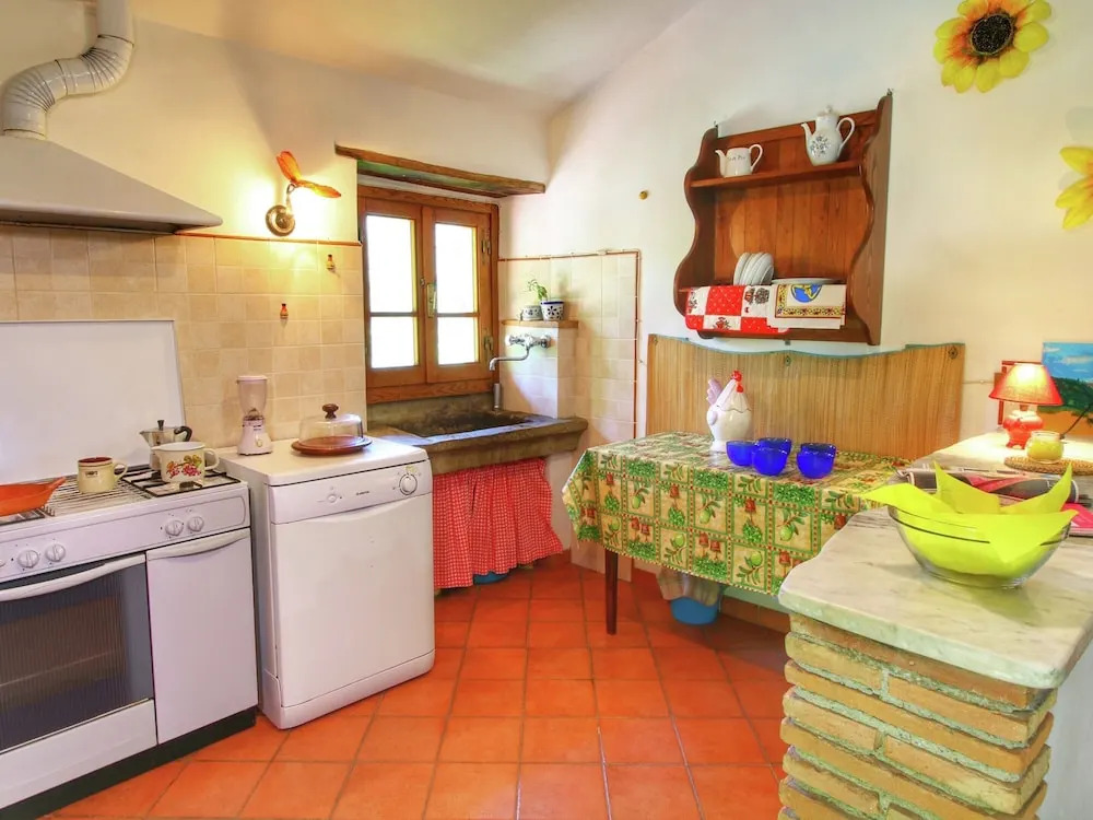 Alluring Farmhouse in Ortignano with Swimming Pool