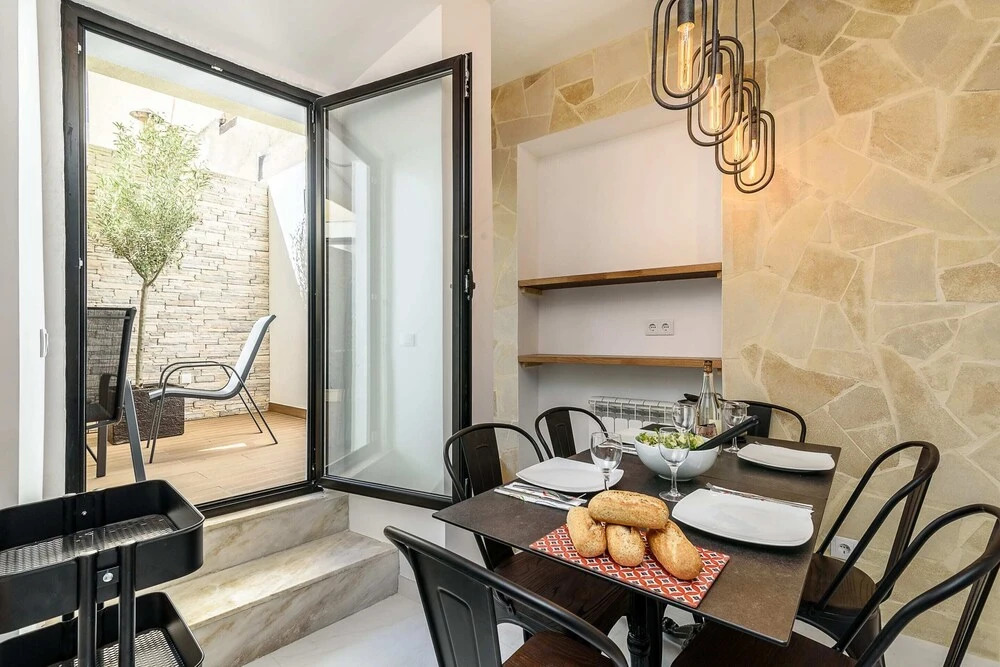 Design and comfort near Liberdade