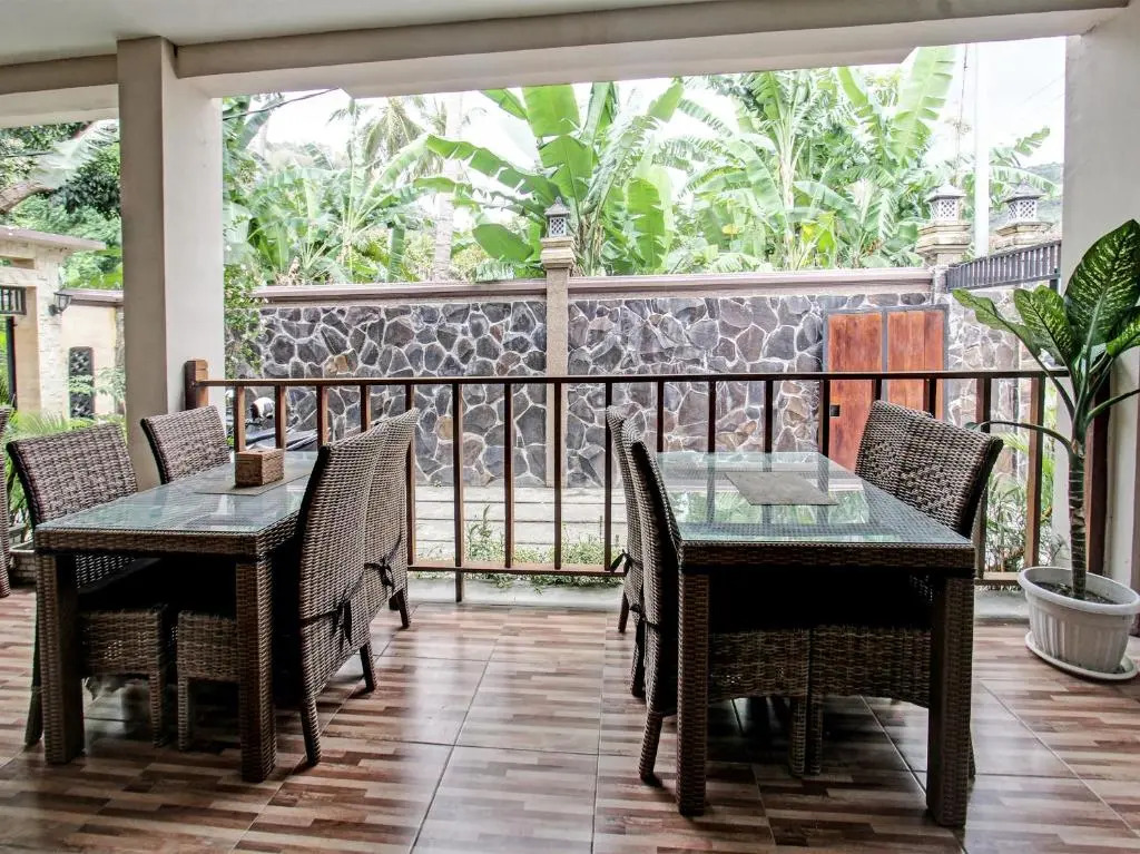 OYO 91696 Kimara Homestay & Resto