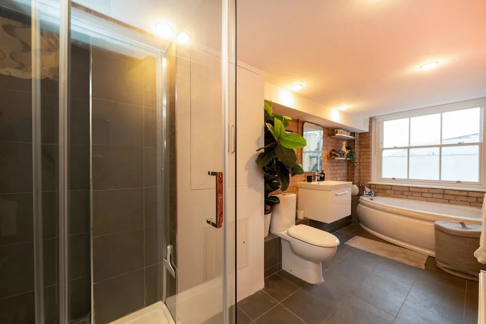 Crashpads Shoreditch Apartments - The Club Row Collection