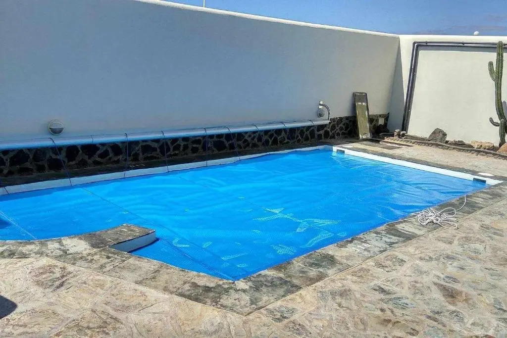 V PRINCESA. Piscina con piscina climatizada y BBQ