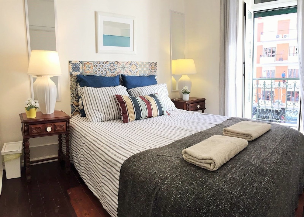 Charm & Comfort in Lisbon Center