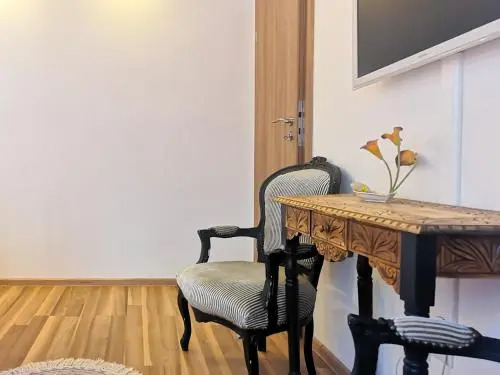 Old Town Apartment
