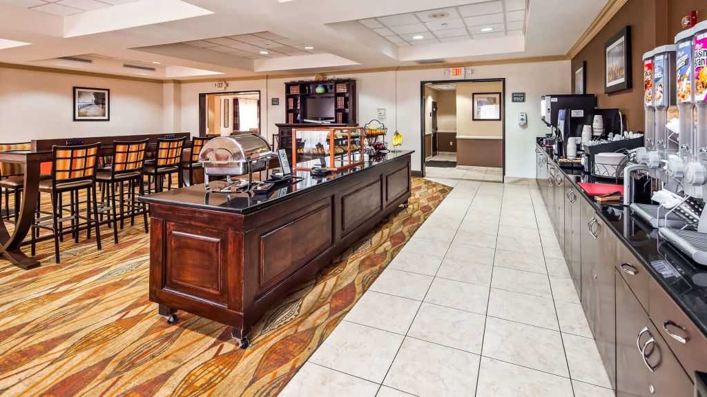 Spark by Hilton Rahway