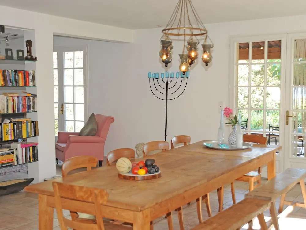 Child-friendly Holiday Home in Esparron-de-verdon