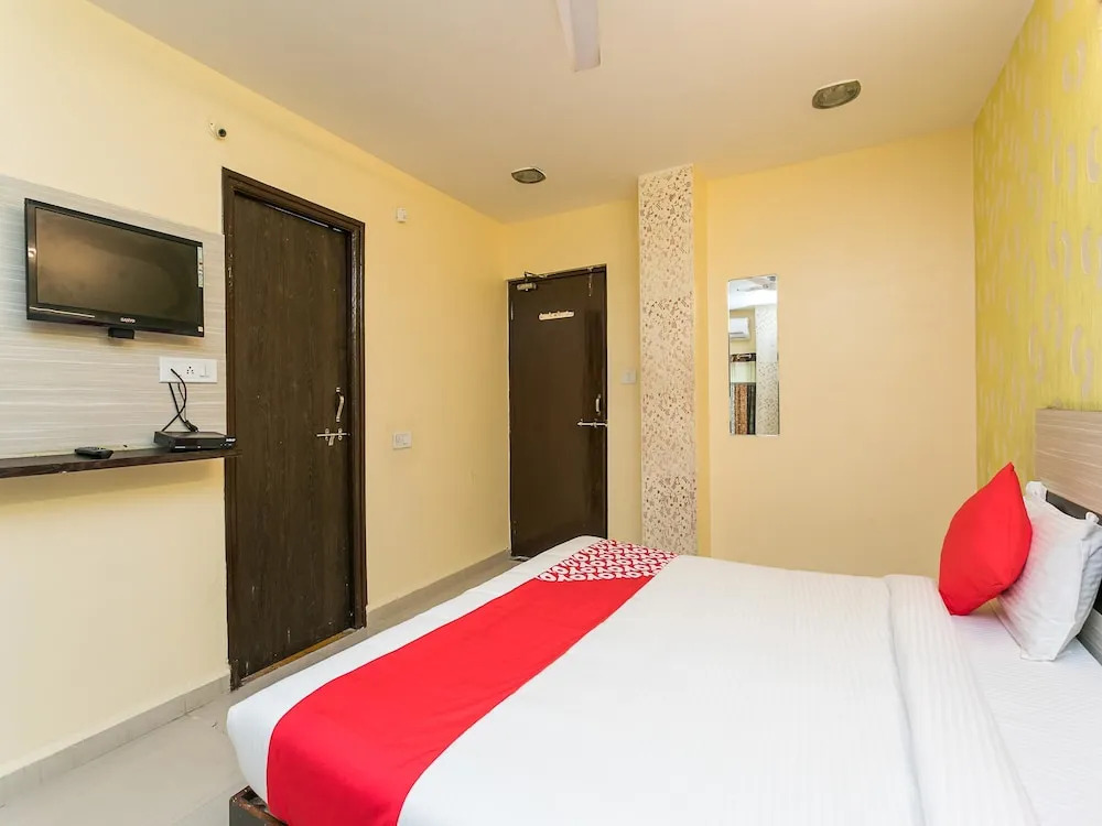 OYO 6292 Hotel Laxmi Niwas
