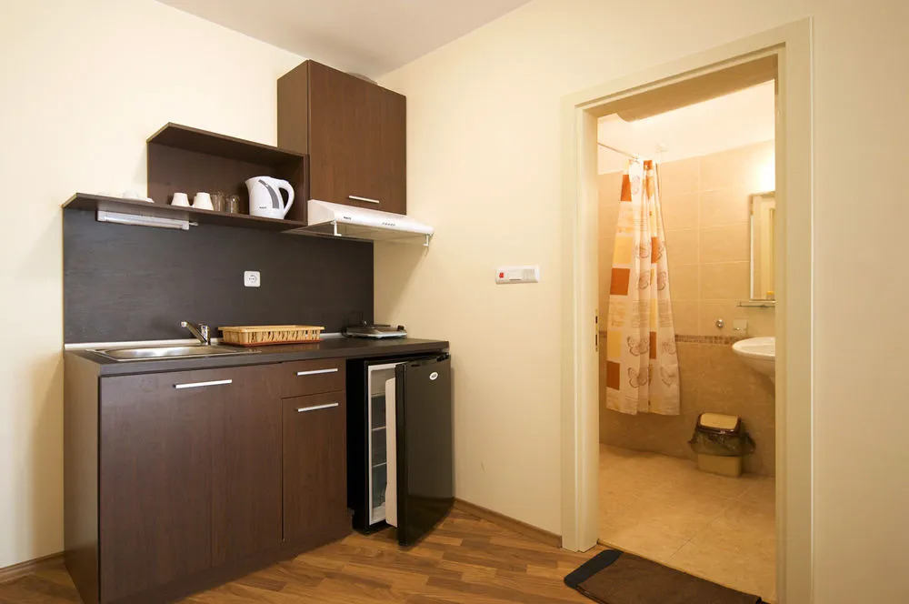 Golden Beach Hotel