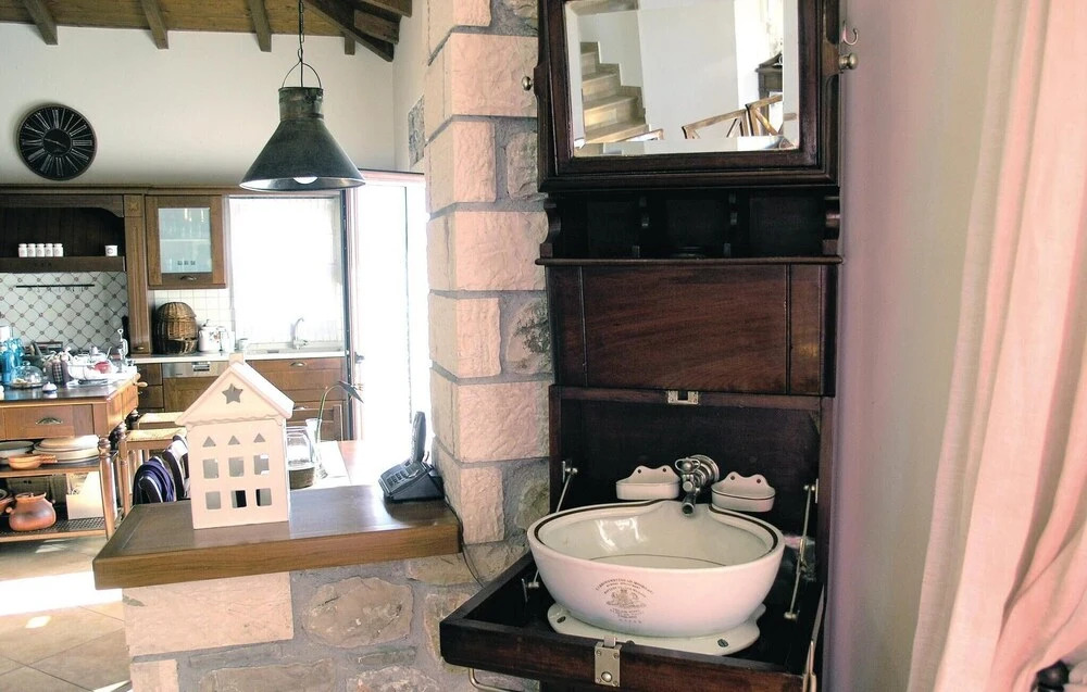 Gorgeous Home In Skaloma Nafpaktos