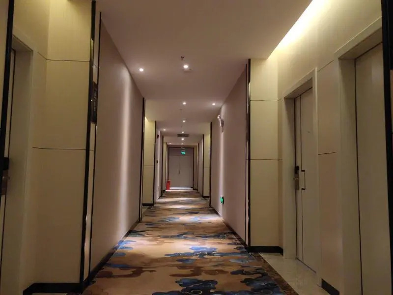 Shell Hotel Dongguan Shipai Town Lifeng Square
