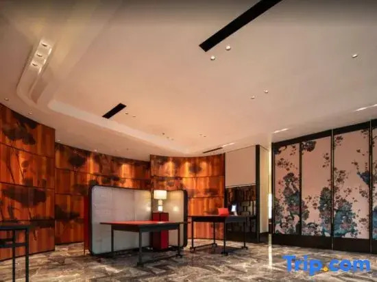 Tongxiang Weijia Hotel (Renmin Road1581)