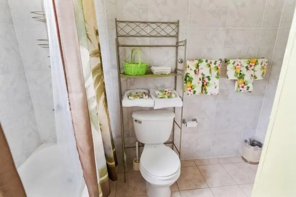 Yanceylargo Estate - Newly Renovated 3 Br Villa W Gorgeous Mountain Views 3 Bedroom Villa by RedAwning