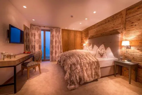 Circle Chalets Arlberg am Golfplatz Ski in - Ski out