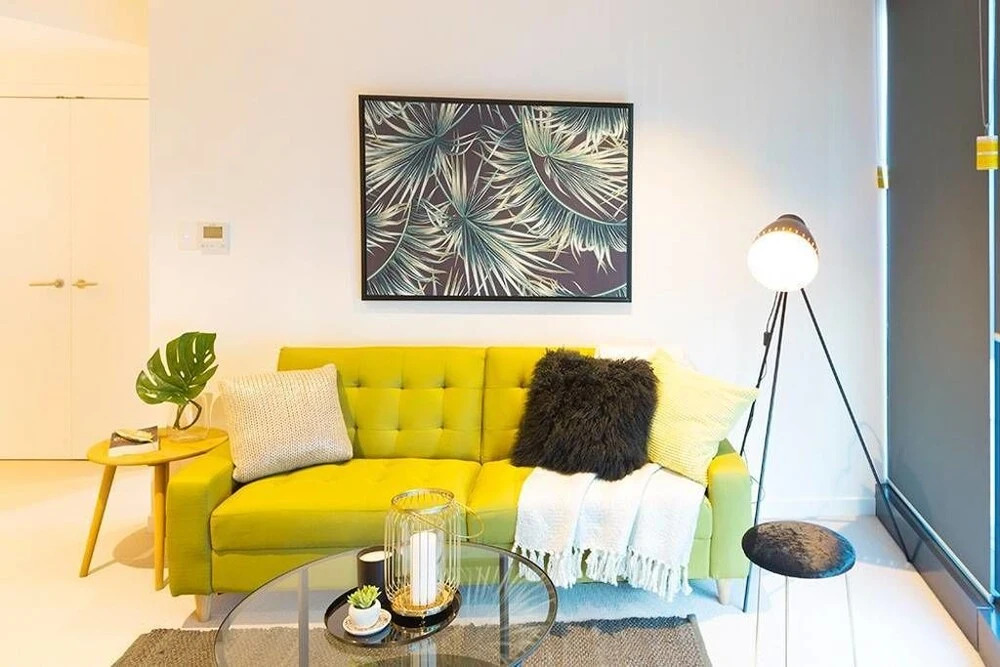 Brand New Heart Of City Executive Apartment