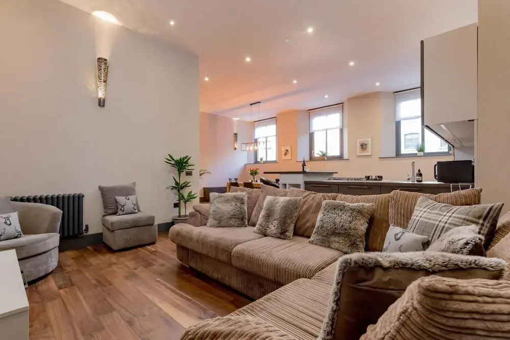 Bohemian Luxury Accommodation in the Heart Edinburgh s Leith Dist Montague