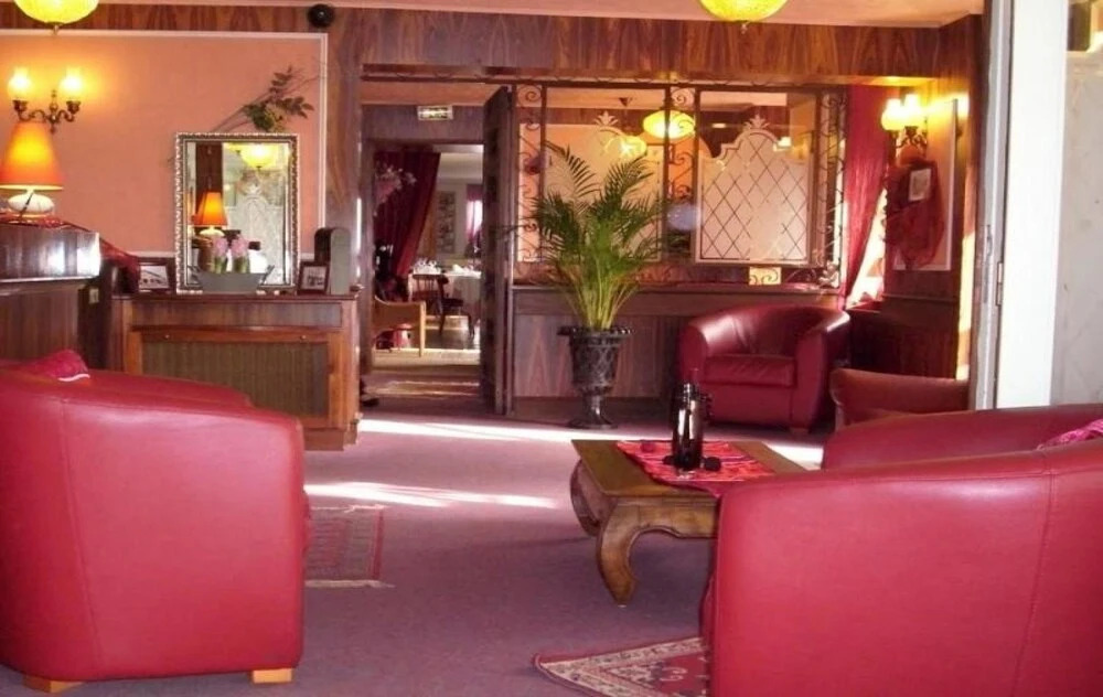 Logis Hôtel-Restaurant La Croix Couverte