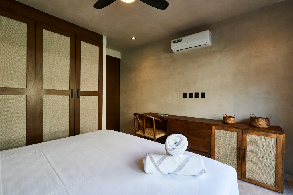 Bakal Residence By Lockey
