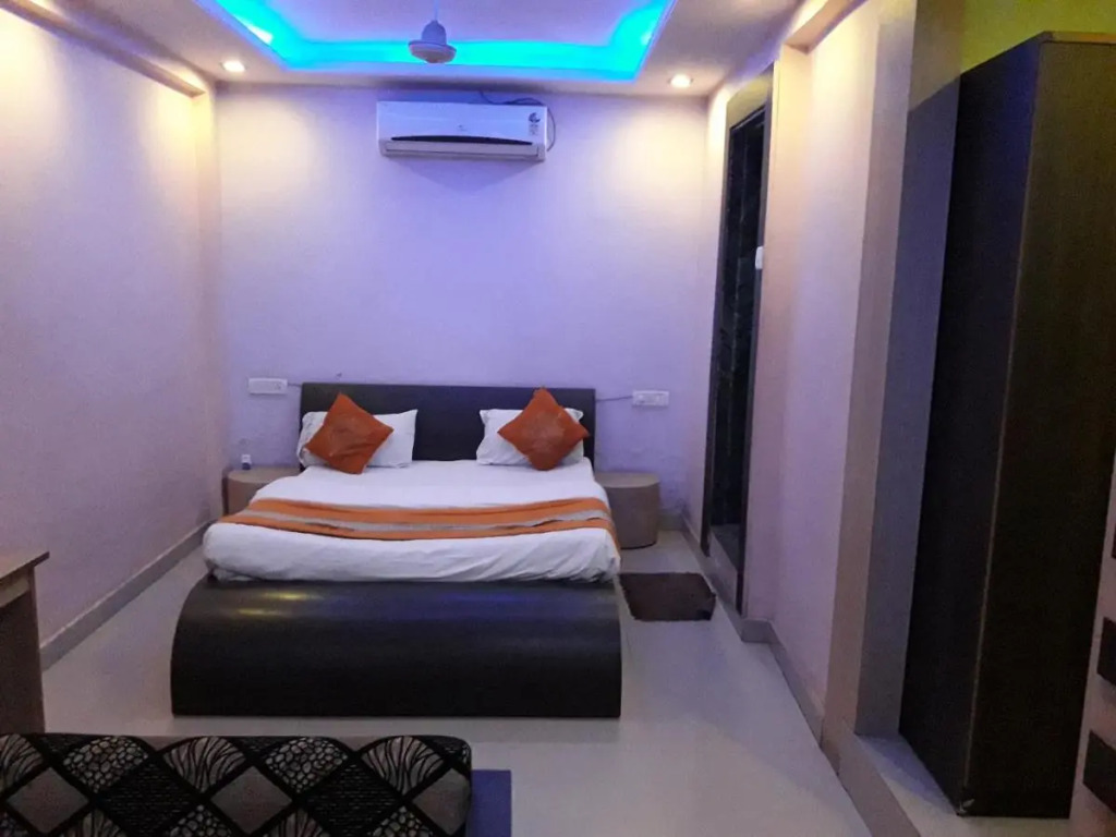 Adarsh Palace Hotel