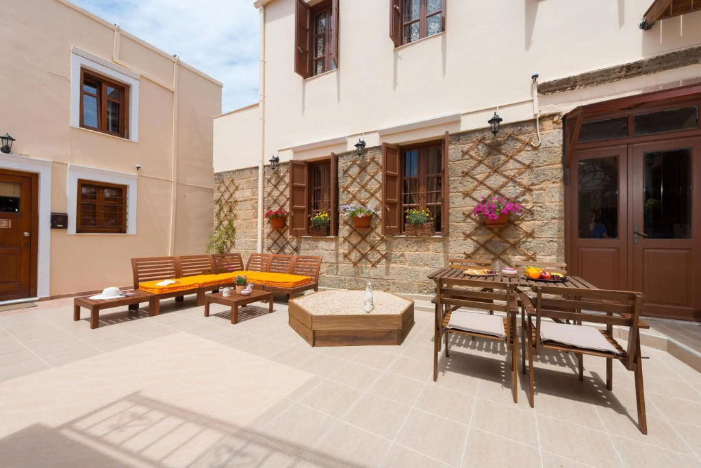 Aglaea Apartment in Rhodes Old Town