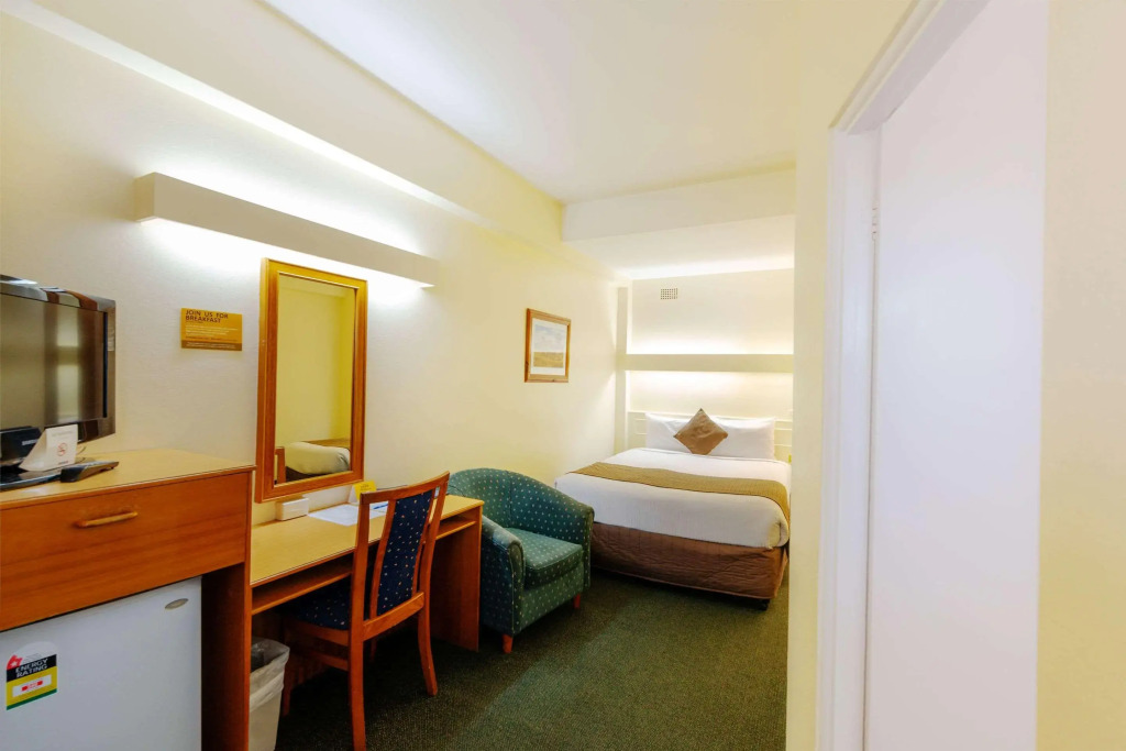 Comfort Inn North Shore Hotel
