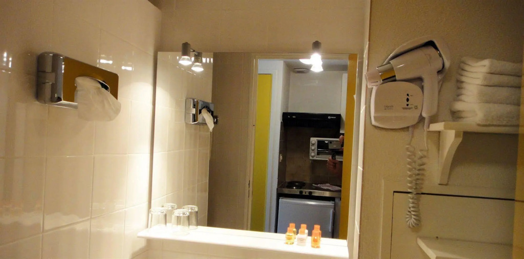 Hôtel & Résidence Lou Paradou Gréoux Les Bains