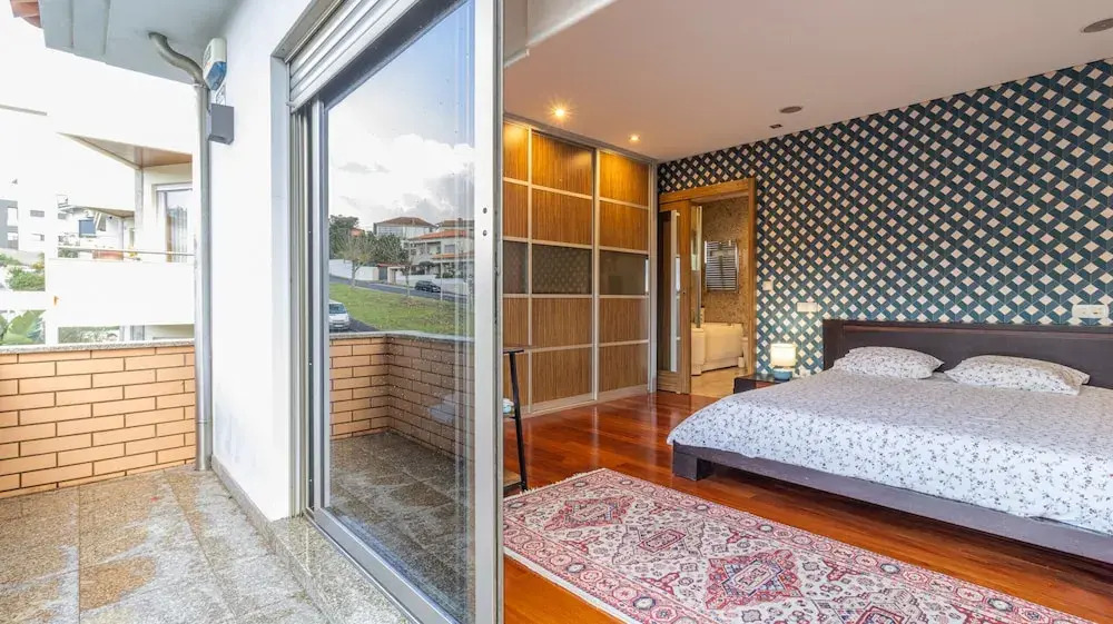 Gorgeous villa Looking to Douro